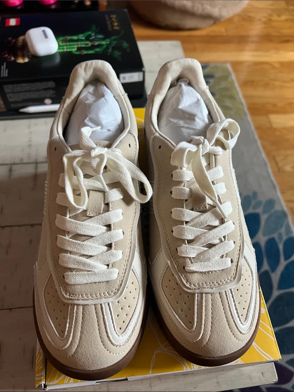 Yellow Box Cream and Brown Retro Low-Profile Sneakers